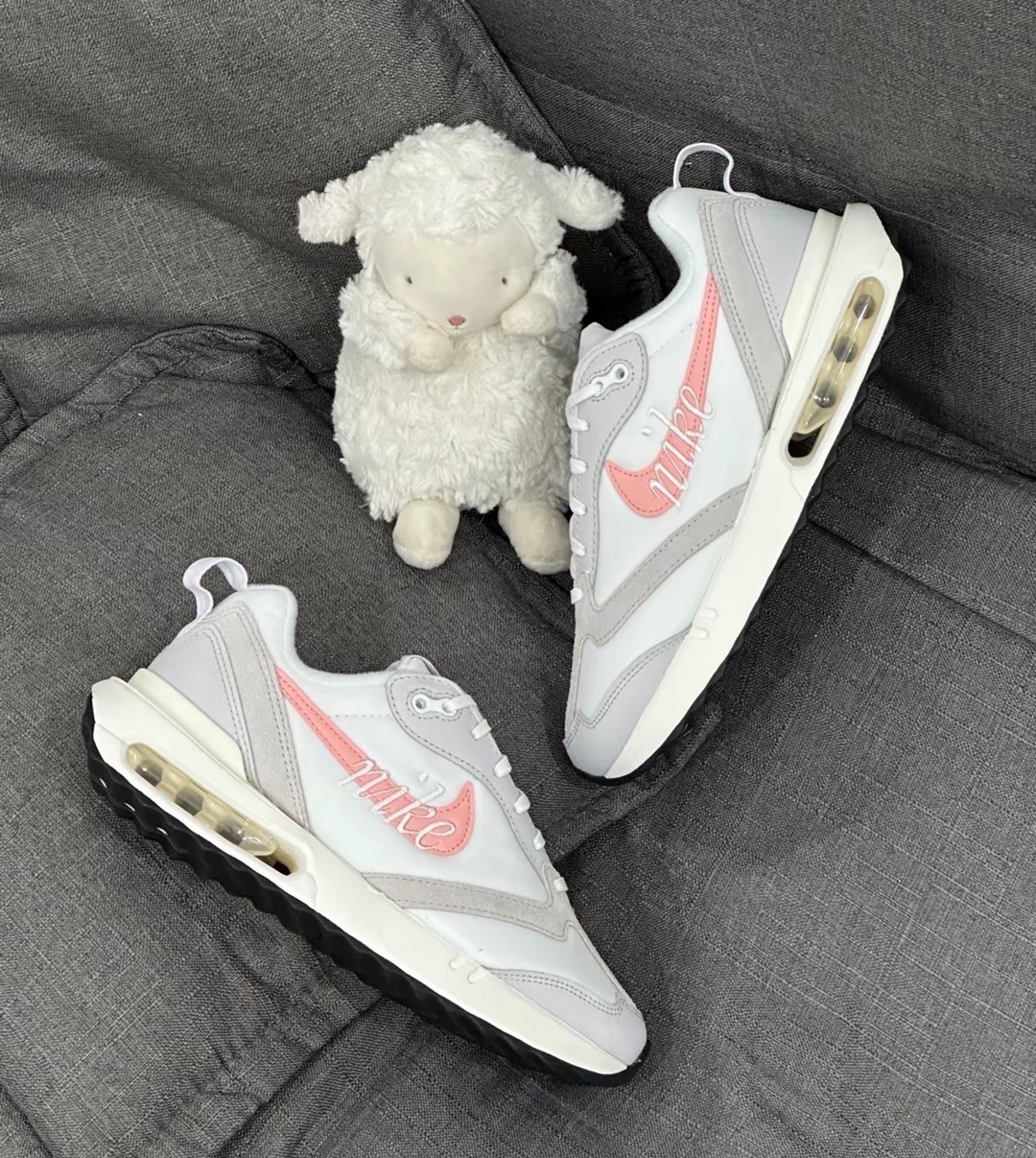 正品Nike Air Max Dawn气垫缓震轻便透气运动休闲鞋女DQ5016-100