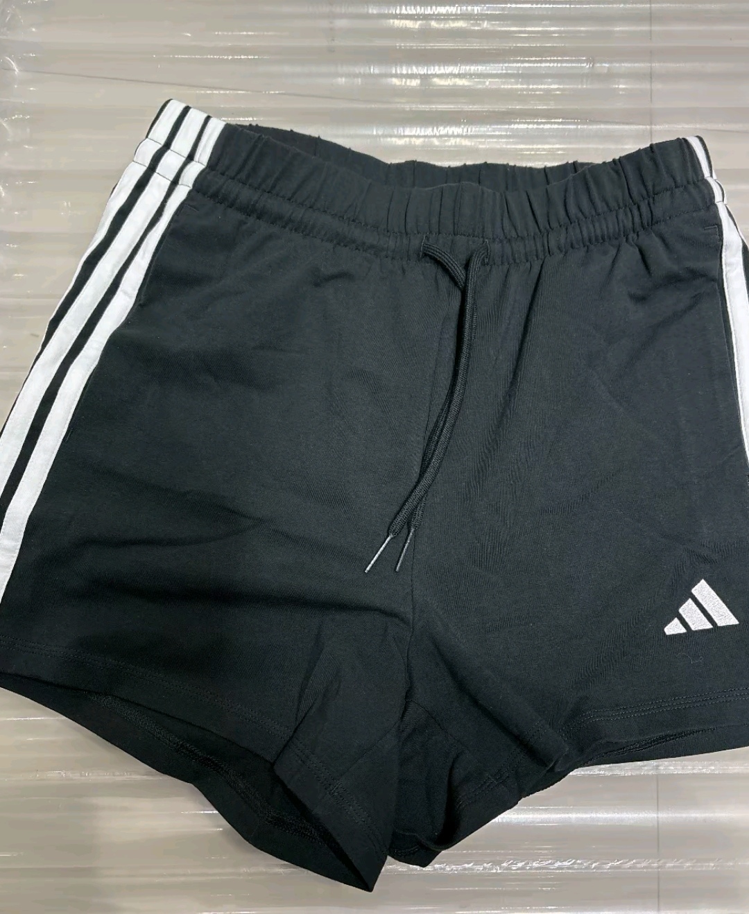 adidas ESSENTIALS 系带高腰运动休闲短裤 女款 黑色/白JY8574