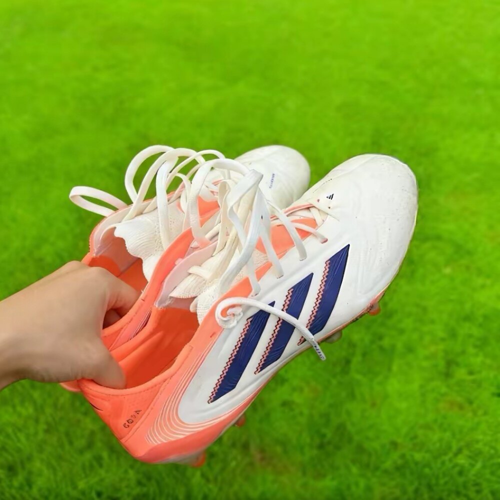 阿迪达斯正品高端天然草短钉运动鞋足球鞋男士白色JR2865