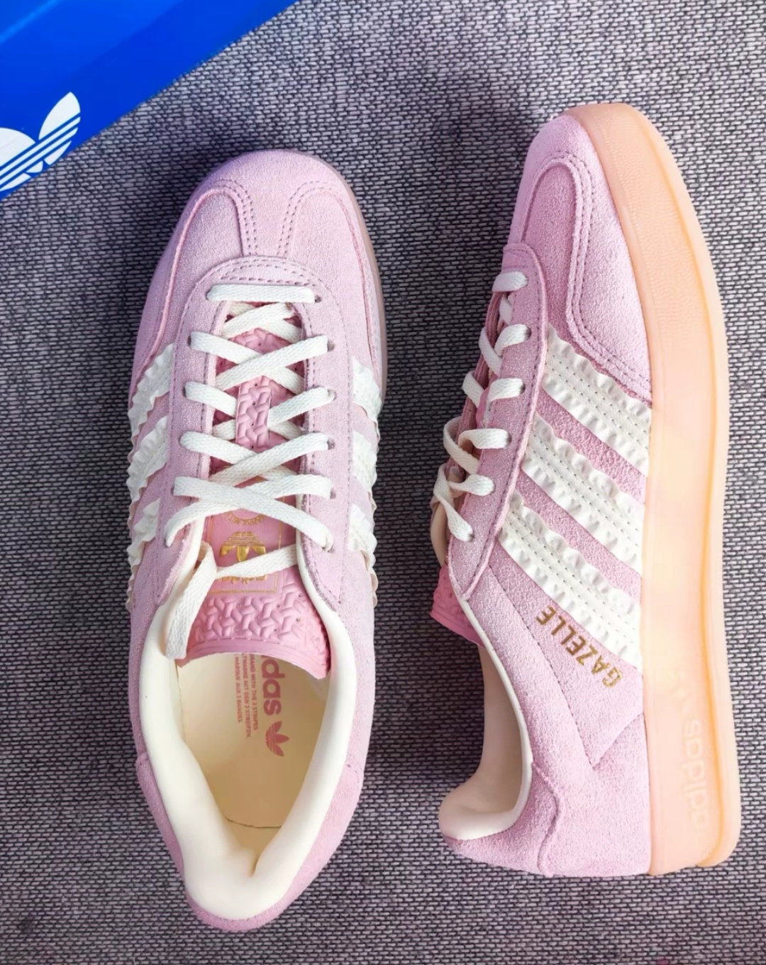 阿迪达斯三叶草正品2025新款女鞋运动鞋休闲鞋低帮板鞋JS1413