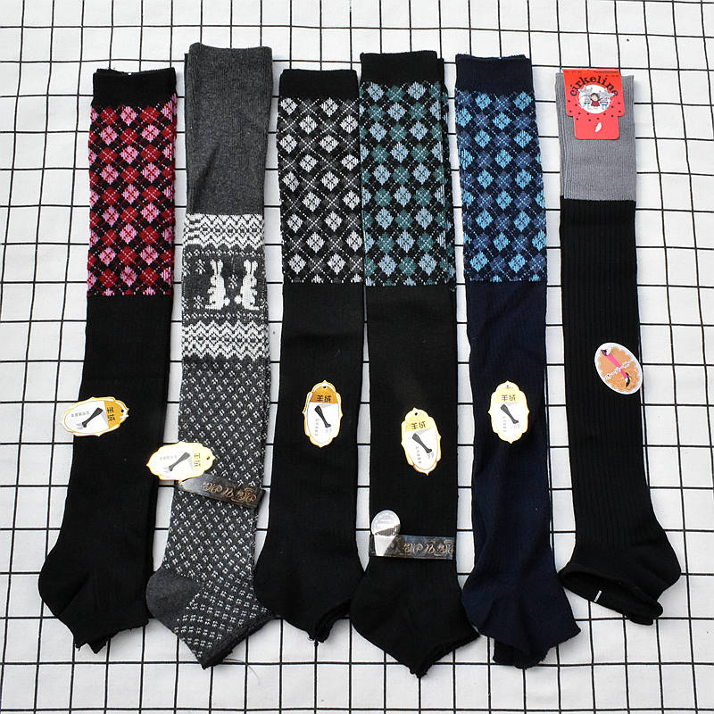 过膝踩脚袜毛混纺复古菱格