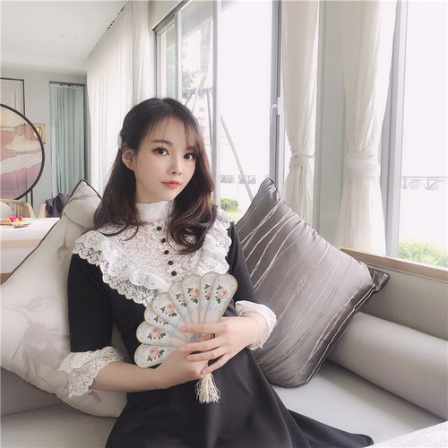复古小黑裙蕾丝花边甜美连衣裙