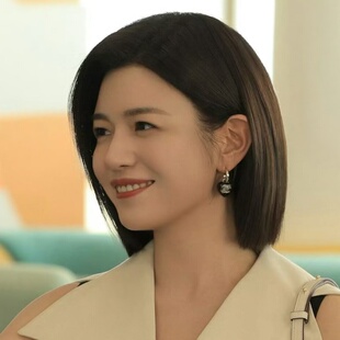 高级定制狙击蝴蝶岑矜陈妍希同款黄铜亚克力黑色桃心爱心耳环耳坠