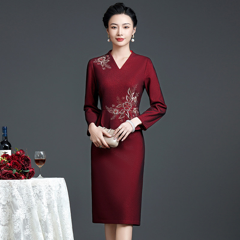 31喜婆婆喜妈妈丈母娘装假两件秋冬款婚礼宴会新款礼服连衣裙