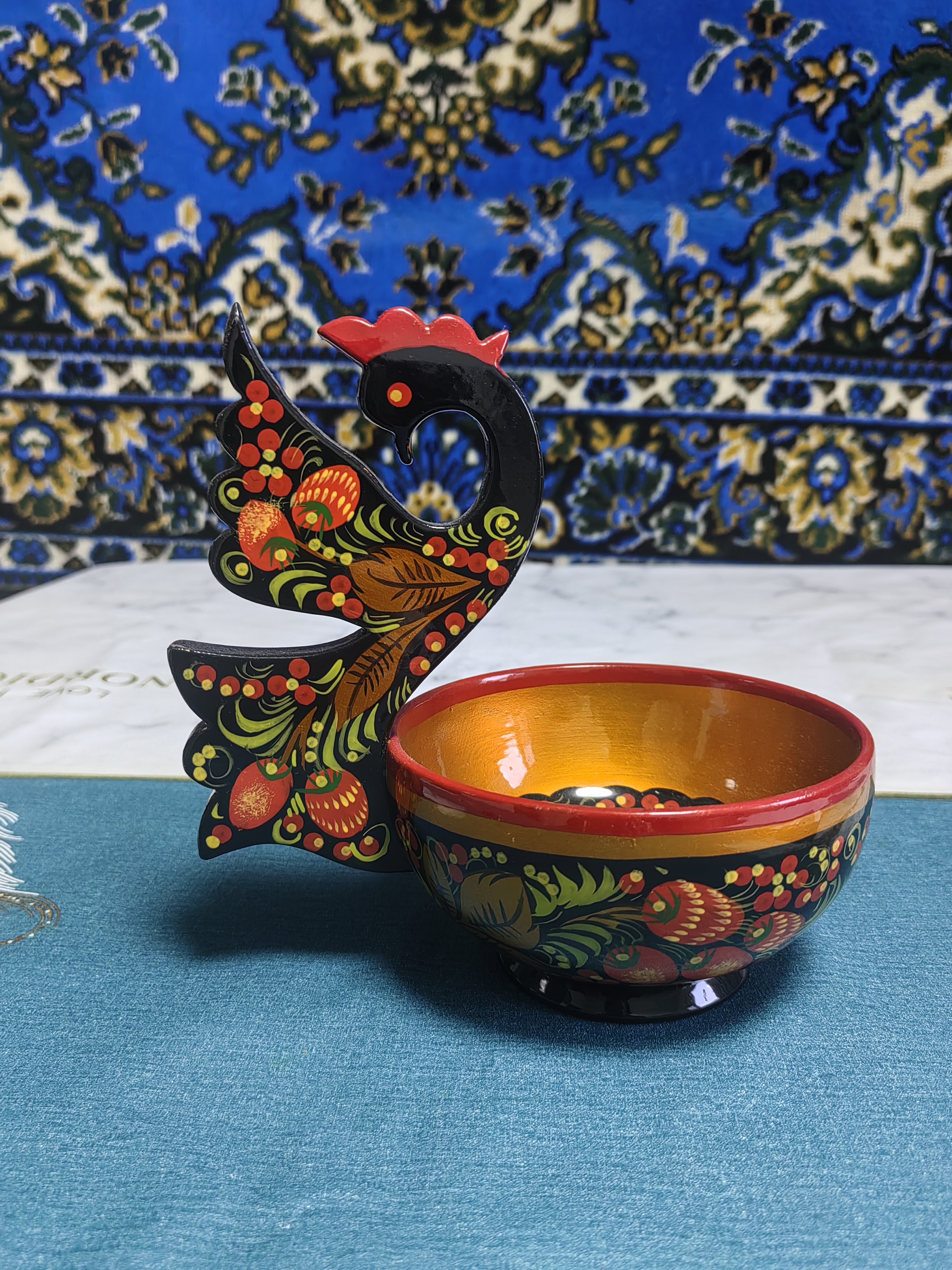 俄罗斯漆器家居摆件黑头火鸟杯口宽13厘米高17.5厘米