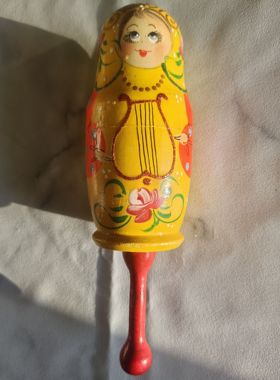 俄罗斯儿童玩具弹奏黄色竖琴的小女孩高18厘米