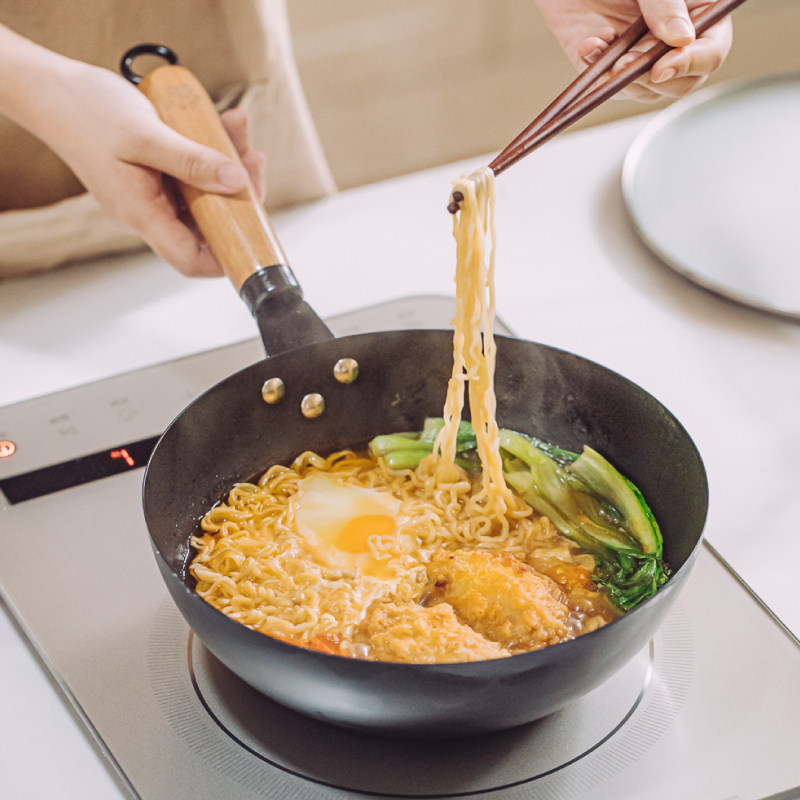 树可可小熊铁锅炒锅不粘锅家用无涂层燃气电磁炉煮炒菜一人食小锅