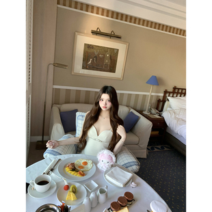 Lily Rosemary/ 甜梦暖白 M1u矜贵蕾丝羊毛连衣裙