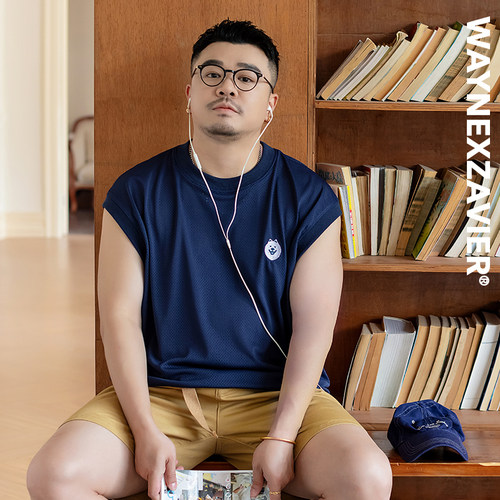 韦恩泽维尔宽松夏季圆领印花背心