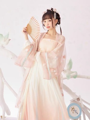 十三余白桃乌龙小豆蔻儿宋制汉服