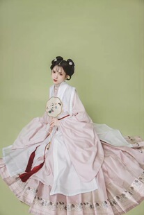 汉服出租上遥居葡萄明制立领斜襟刺绣长衫珍珠比甲织金纱马面裙