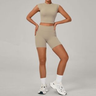 瑜伽服女士2件套装欧美裸感速干紧身显瘦运动上衣健身服跑步短裤