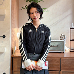 阿迪达斯三叶草女装时尚休闲开衫编织衫保暖运动翻领外套KF0718