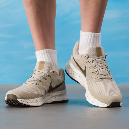【购】耐克跑鞋男鞋新款飞线运动鞋NIKE RUN SWIFT 3跑步鞋男