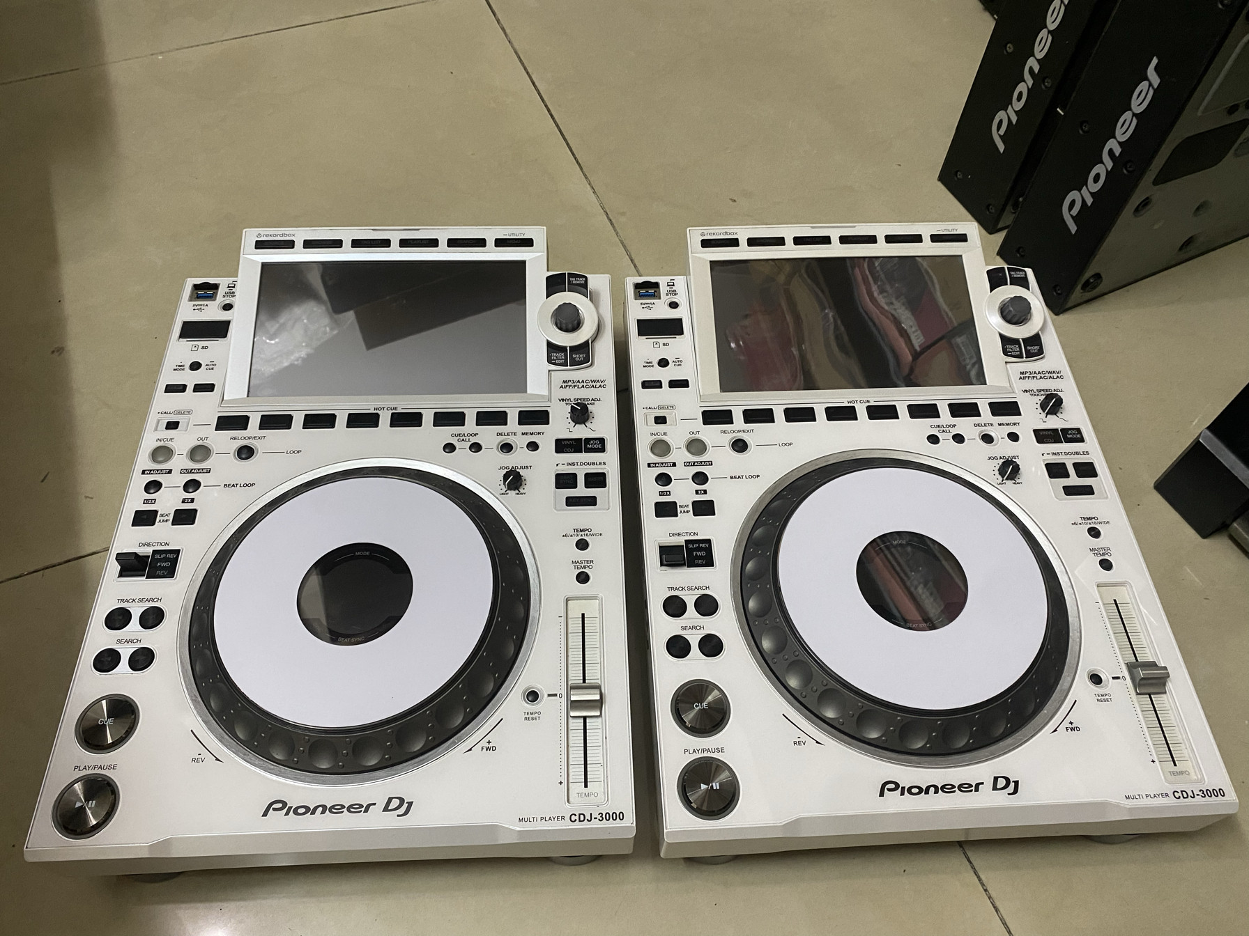 pioneer 先锋CDJ3000 W一台 白色 DJ打碟机 大屏幕 触屏 保修