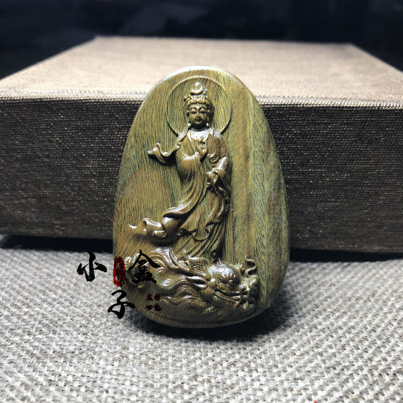 阿根廷绿檀木玉龙观音菩萨佛牌吊坠挂件木雕项链保平安佛挂坠车挂