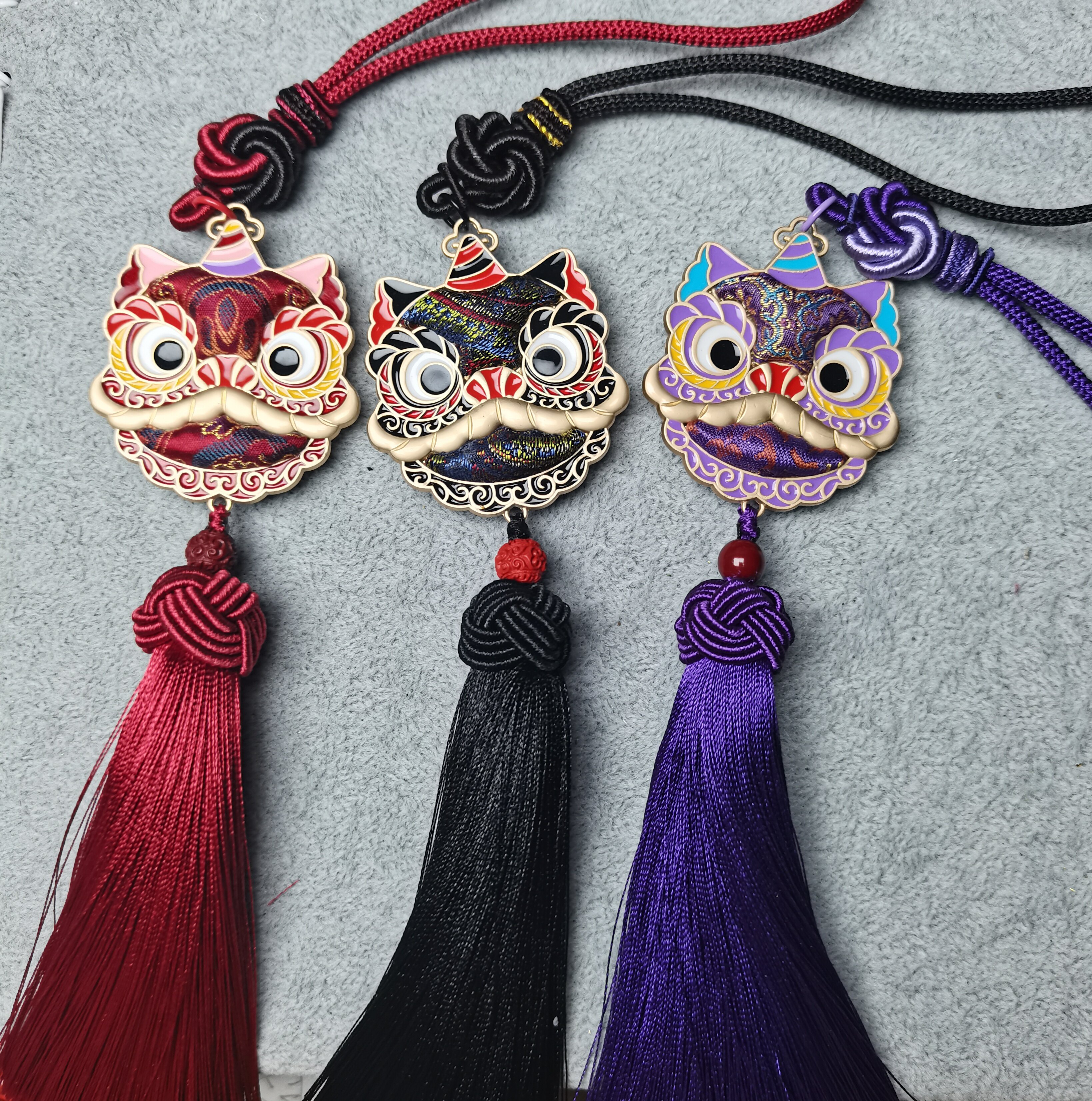 新款成品手工双面醒狮真丝宋锦汽车挂件包挂精美饰品节日生日礼物图片