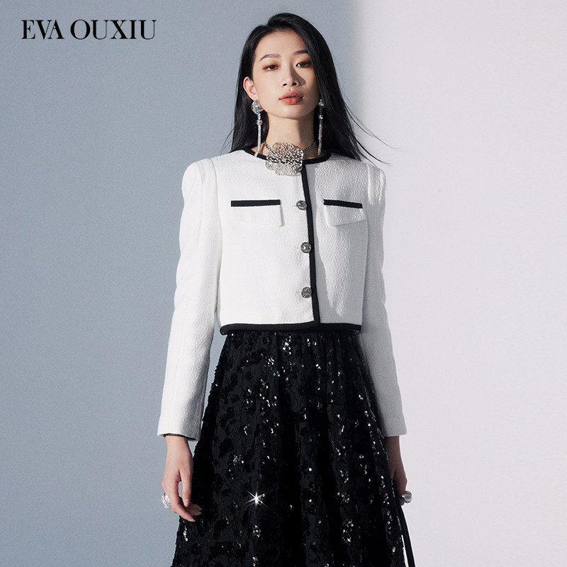 伊华欧秀2023春季新品毛呢外套