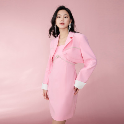 【限时直降】伊华欧秀连衣裙套装43WAQ4979