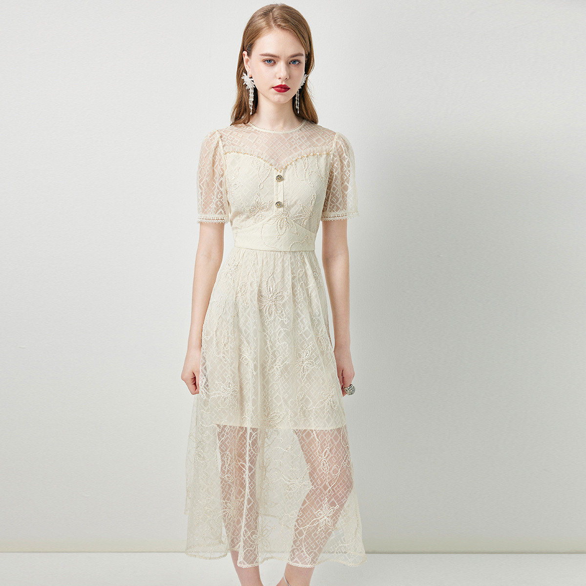 【限时直降】伊华欧秀连衣裙42KAQ4728