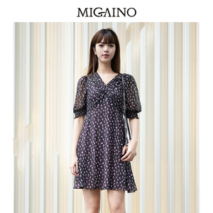 Migaino曼娅奴连衣裙女夏季新款玫瑰印花V领显瘦气质连衣裙