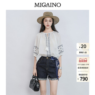 Migaino曼娅奴女装2026年夏季新款复古风刺绣五分袖衬衫MQ22AC021