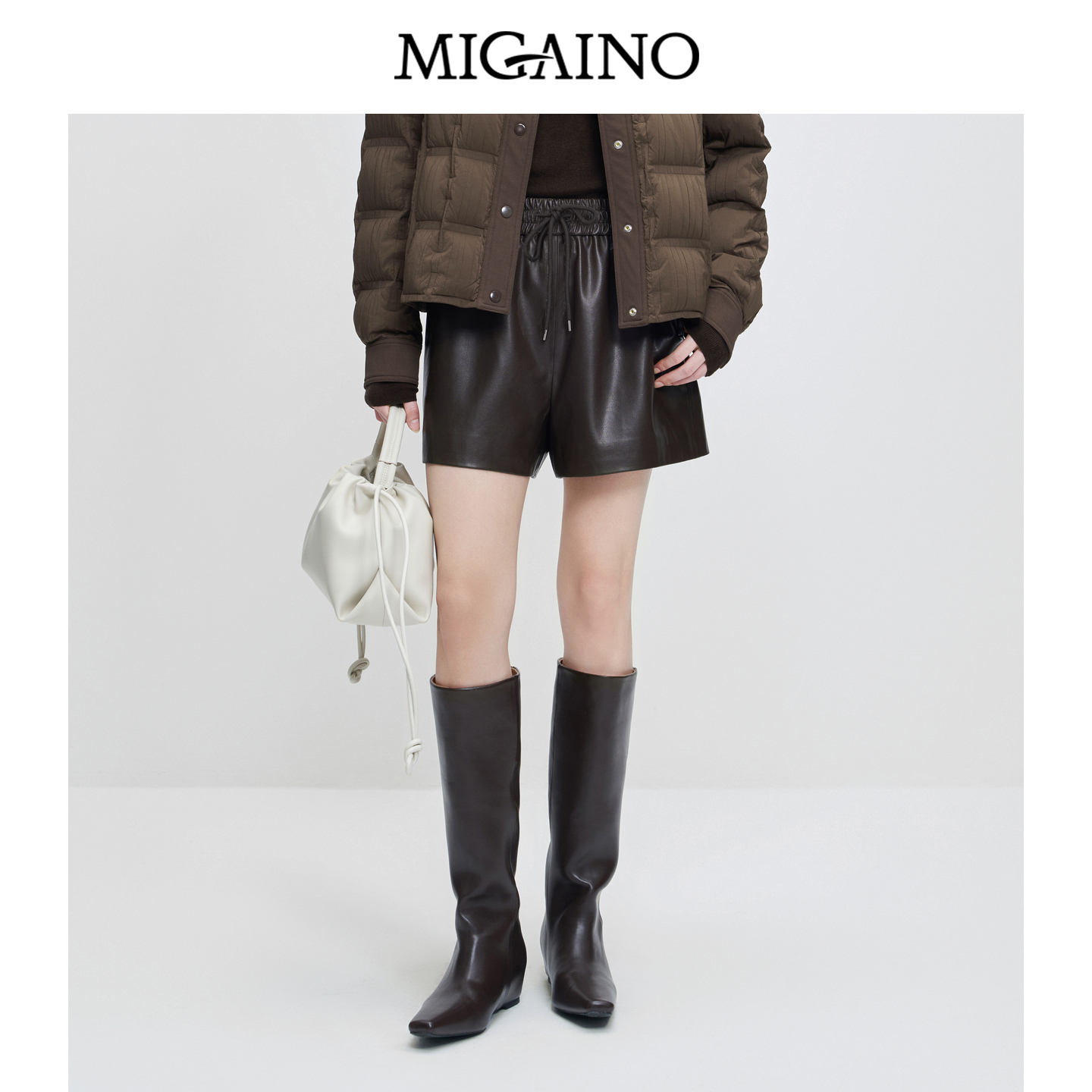 Migaino曼娅奴女装秋冬新款时尚百搭高腰休闲直筒皮短裤MP42BA008