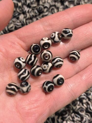 三眼水纹龟甲虎牙图案玛瑙天珠圆珠散珠配珠8mm收藏品