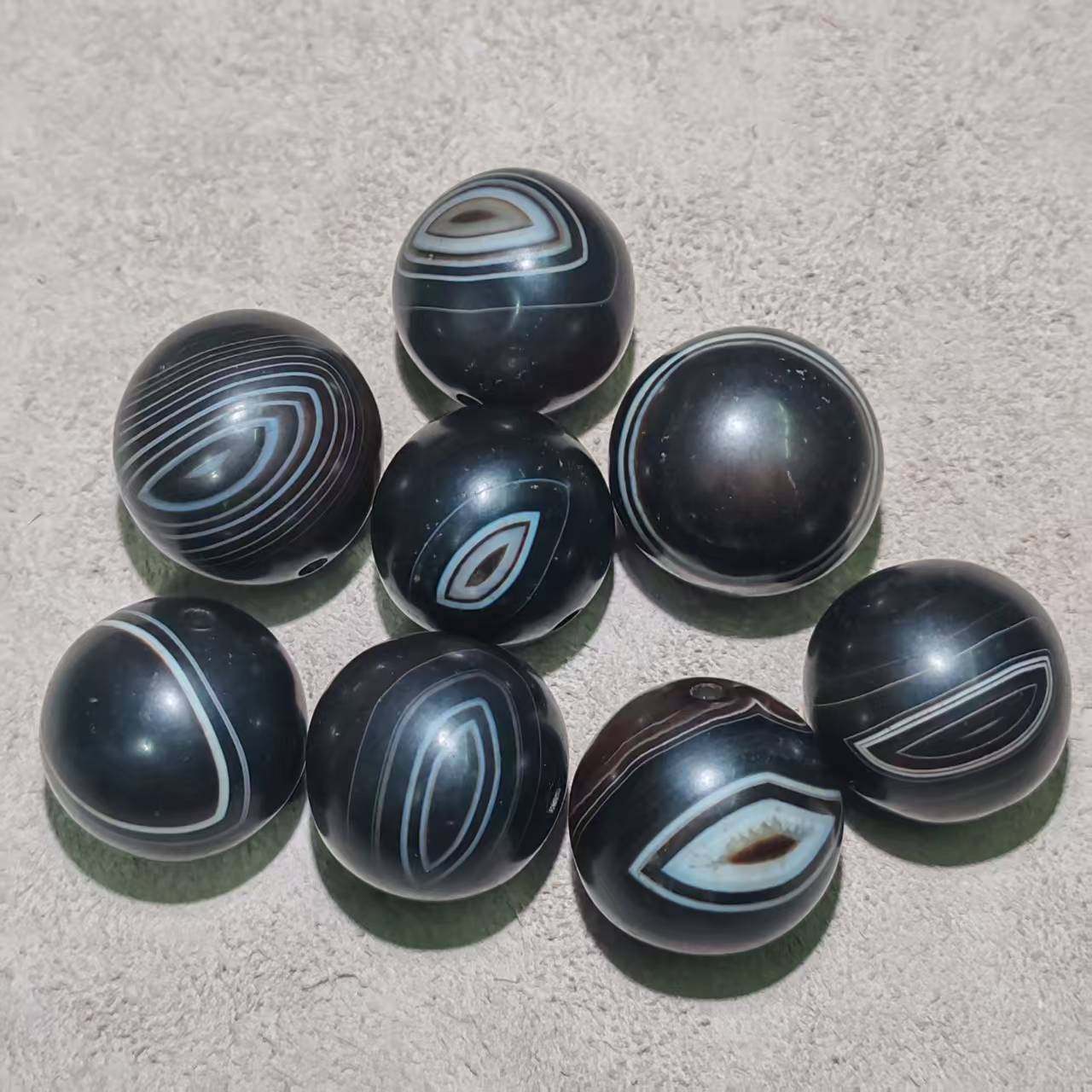 26-28㎜古珠圆球做旧大年份c形马蹄状风化纹老玛瑙珠子唐球糖球