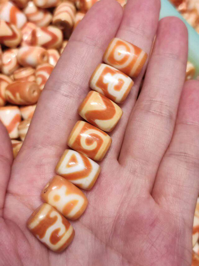 绿度母财神宝瓶白毫两眼虎牙图案龟甲金刚三五眼闪电玛瑙天珠桶珠