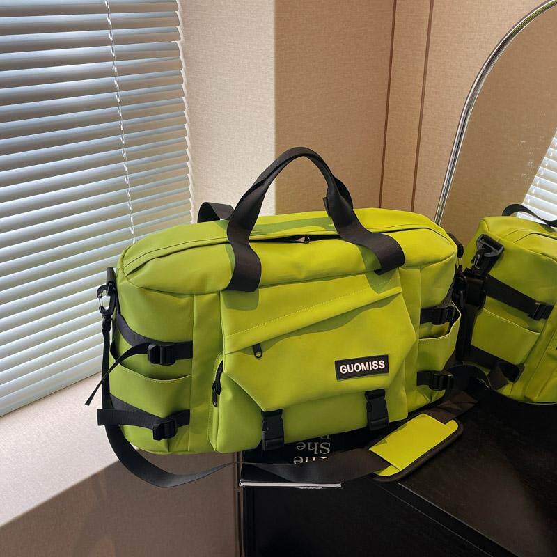 大容量旅行包运动健身包行李包