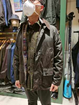 现货BARBOUR油蜡复古经典风衣