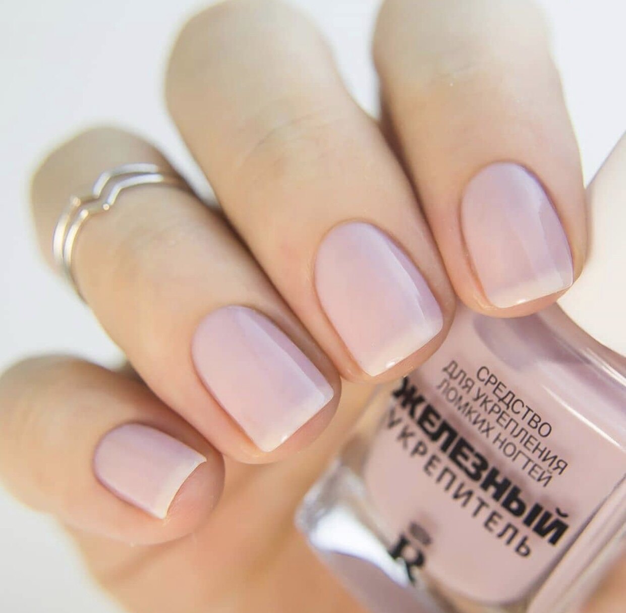 Relouis指甲油强化坚固指甲分层修复软薄断裂加硬加厚