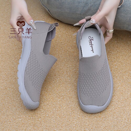 三只羊2026夏季新款健步一脚蹬软底透气休闲舒适妈妈鞋轻便网面鞋