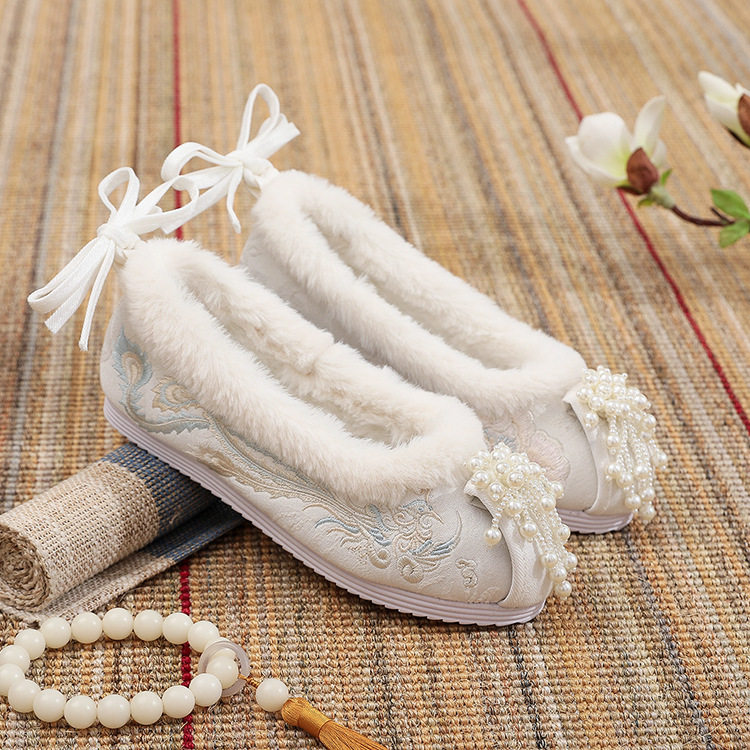 汉服鞋平底棉鞋流苏2023年秋季