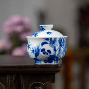 景德镇画堂春陶瓷熊猫夺笋两才盖碗青花瓷釉下彩手工手绘