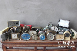 怀旧老物件钻石等各色古董老旧闹钟二手发条机械座钟装饰摆件道具