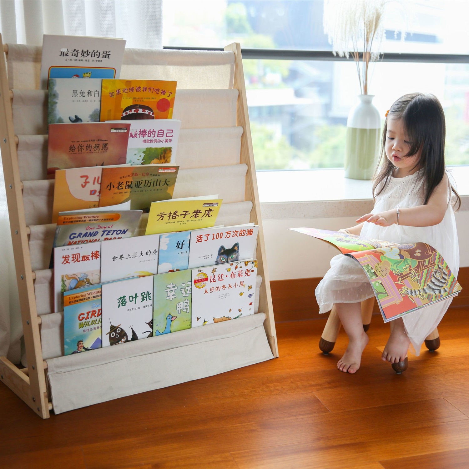 儿童书架收纳实木落地书柜卡通布艺简易收纳架幼儿园宝宝们绘本架
