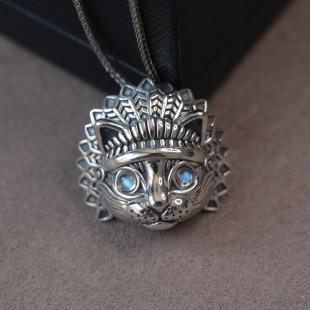 嘻哈复古印第安酋长猫项链纯银月光石吊坠男女通款小众设计感送礼