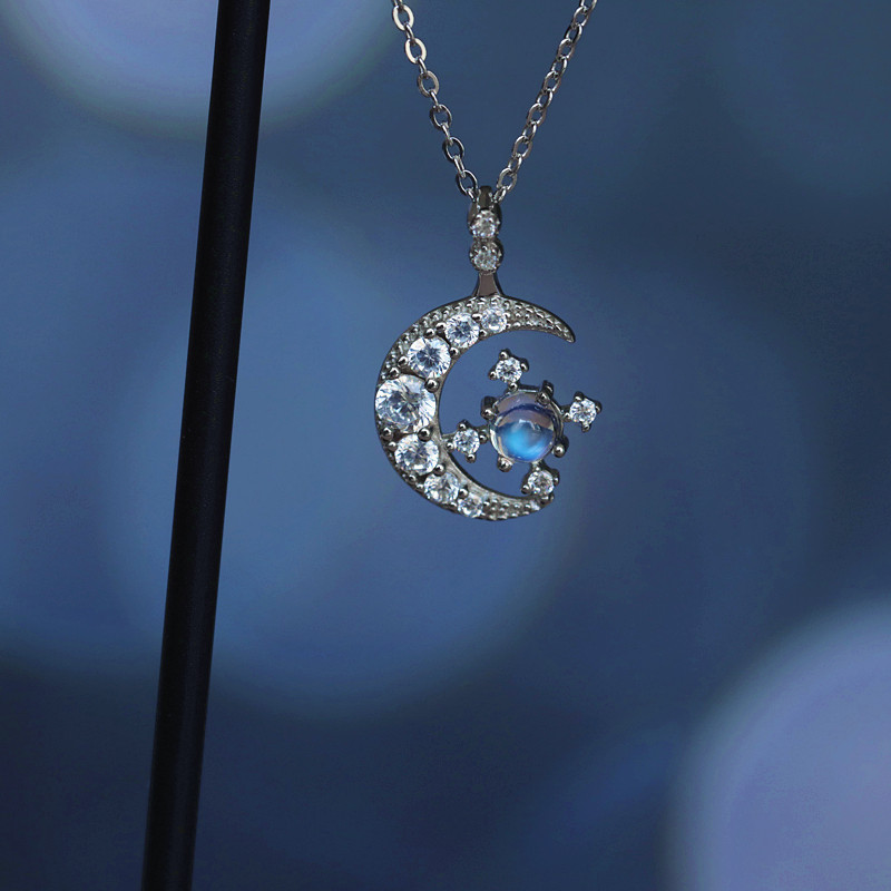 月光石项链女纯银月亮吊坠轻奢小众设计感潮饰品生日礼物送女朋友