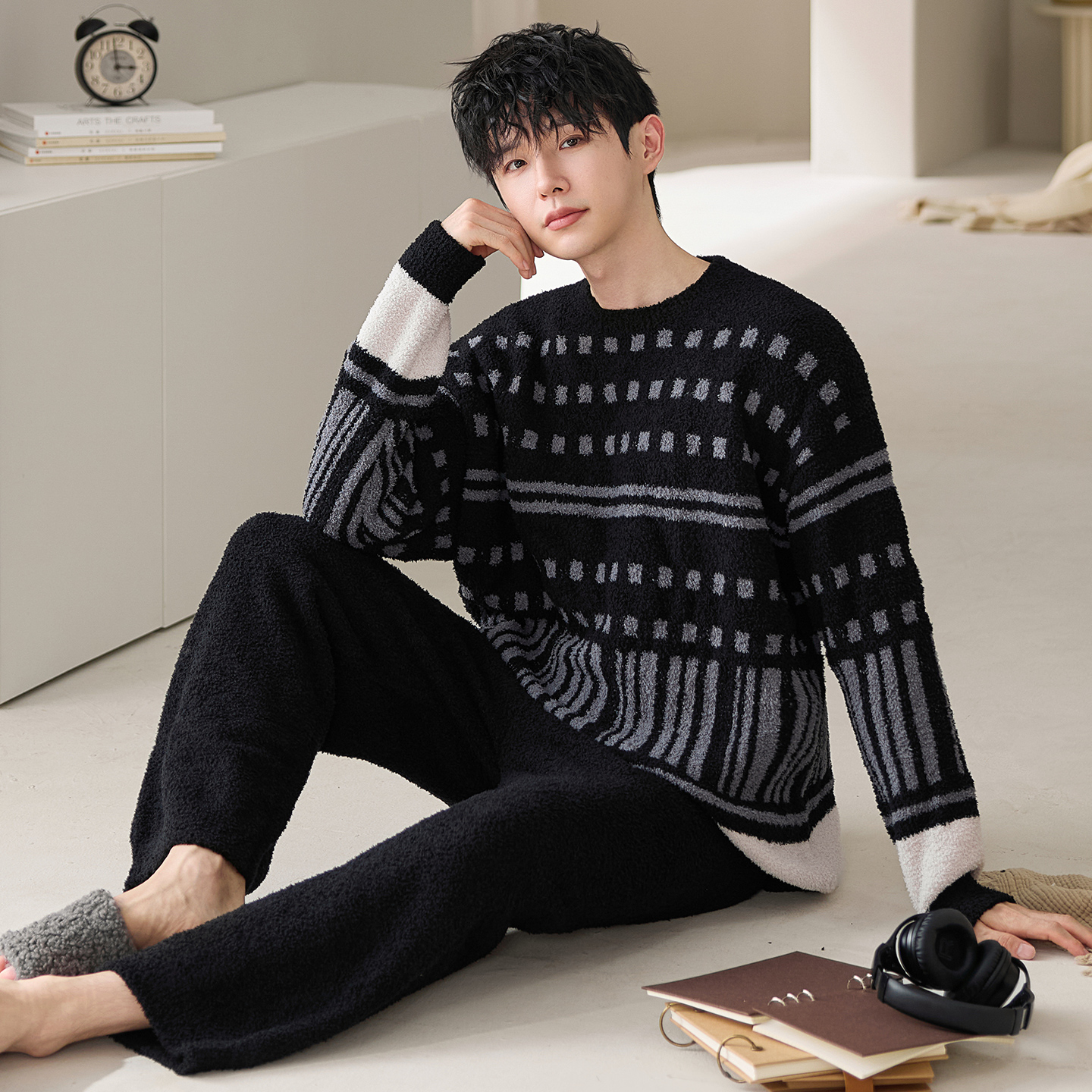 2025冬季男士睡衣真半边绒休闲家居服套装高级感复古睡衣套装加绒