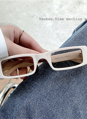 韩版潮ins窄边墨镜男女2025网红小脸白色街拍太阳镜方框防紫外线