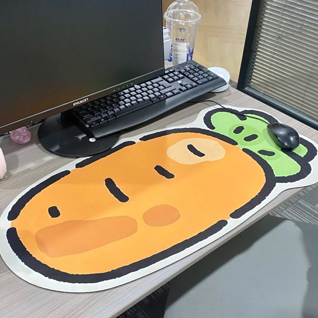 鼠标垫ins可爱胡萝卜鼠标垫超大号桌面垫子耐脏电脑键盘垫书桌垫