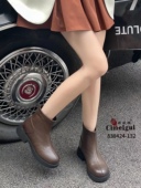 刺玫瑰正品 女鞋 2024冬手抓纹皮简约舒适绒里圆头后拉链短靴132