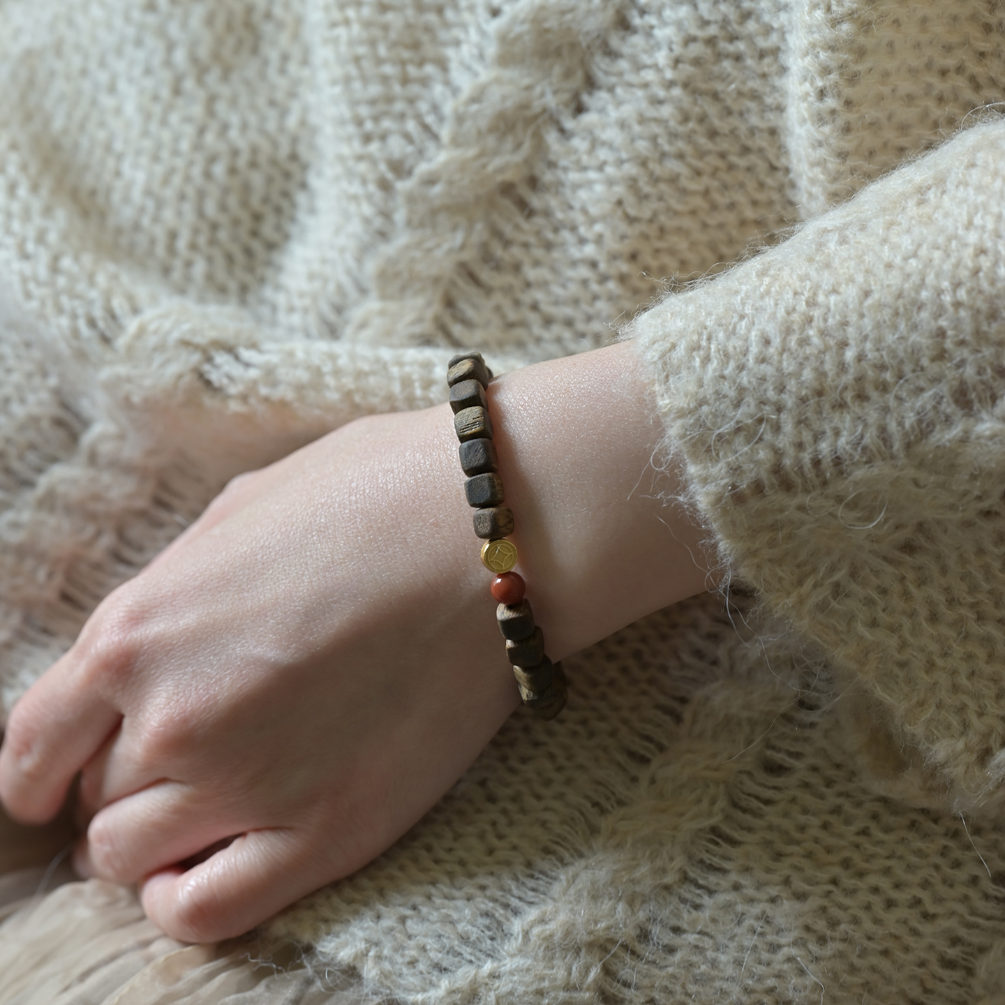 四方来财达拉干原生随形方珠沉香小手串手链文玩奇香冷门助眠女款