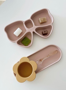 LLM 韩国ROCOU高端婴幼儿辅食蝴蝶结餐盘花朵碗勺子硅胶餐具套装