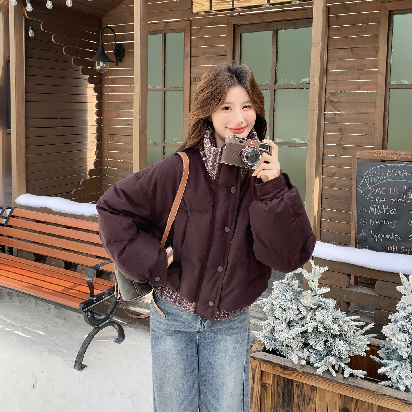 今年流行爆款小个子短羽绒服女冬季2025新款90白鸭绒休闲超火外套