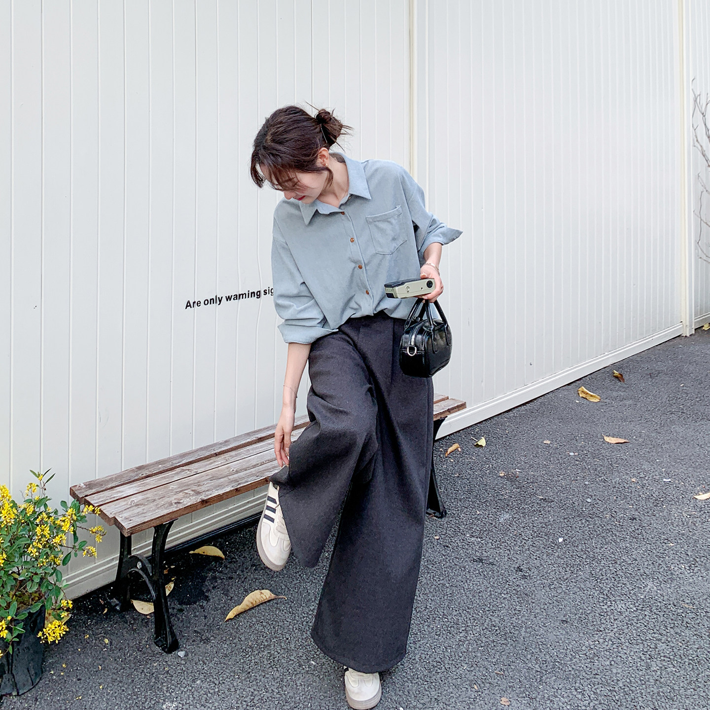 氛围感减龄蓝色衬衫套装女春季2026新款ootd穿搭超火阔腿裤两件套