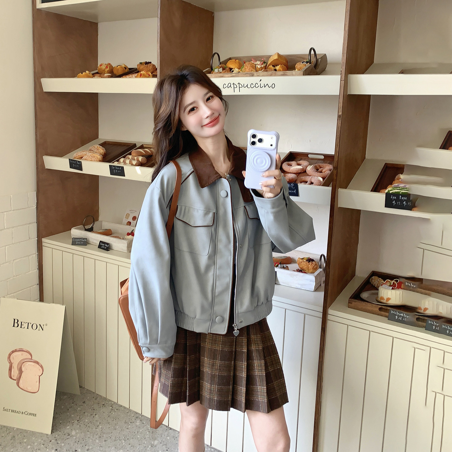 撞色翻领巴恩风蓝色皮衣外套女春季2026新款短款小个子复古PU夹克