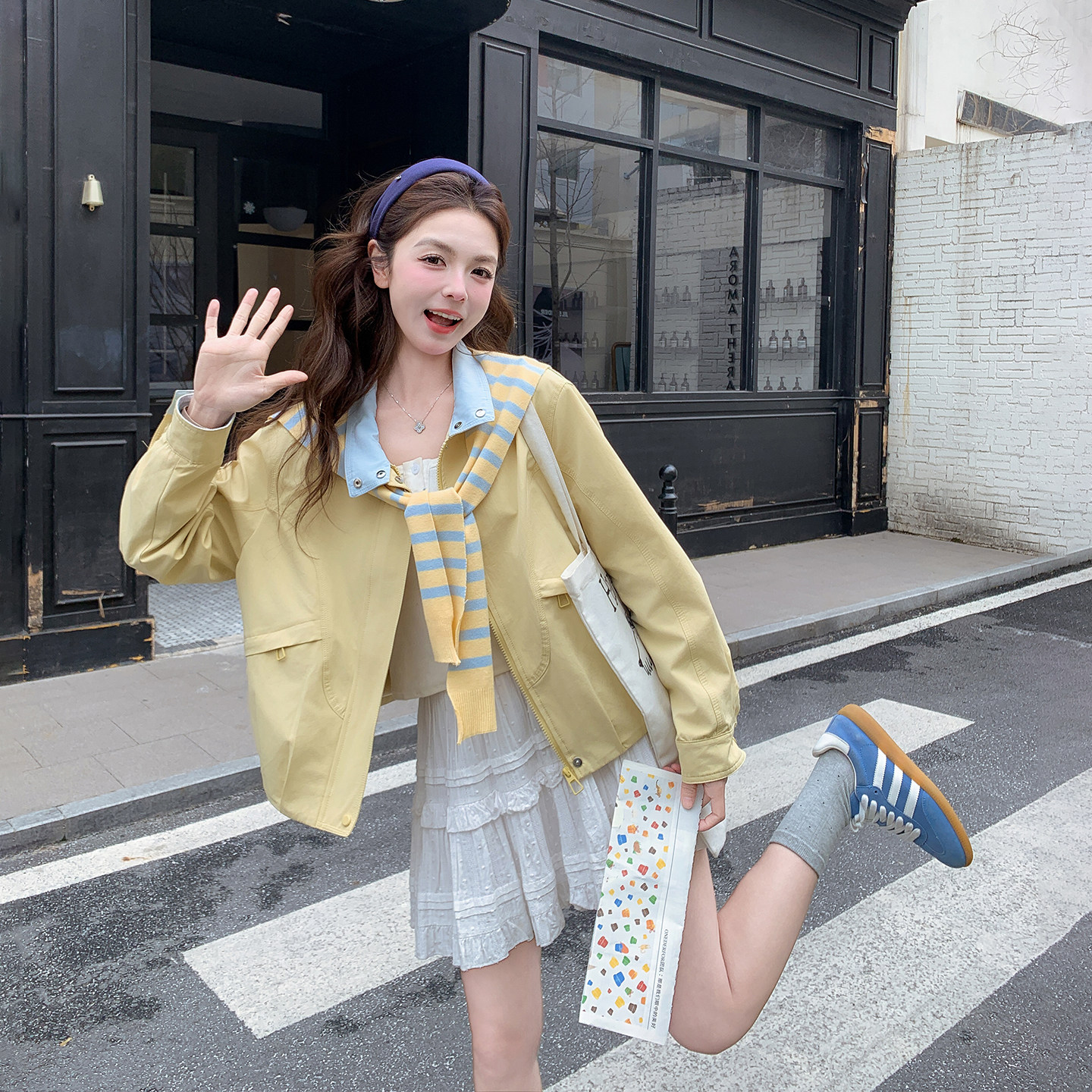 条纹披肩黄色翻领休闲外套女春季